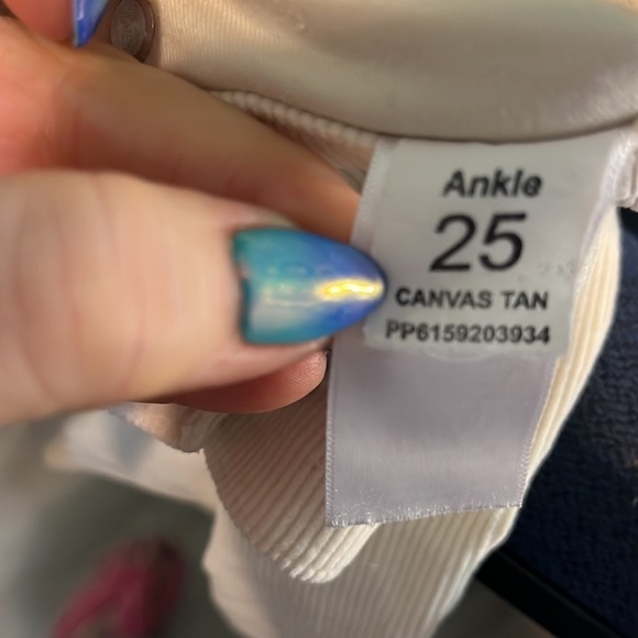 Everlane Pants Baby Cord Cheeky Corduroy Size 25 Straight Leg Cropped Pockets - Picture 9 of 10